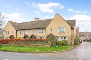 Carysfort Close Entrance- click for photo gallery